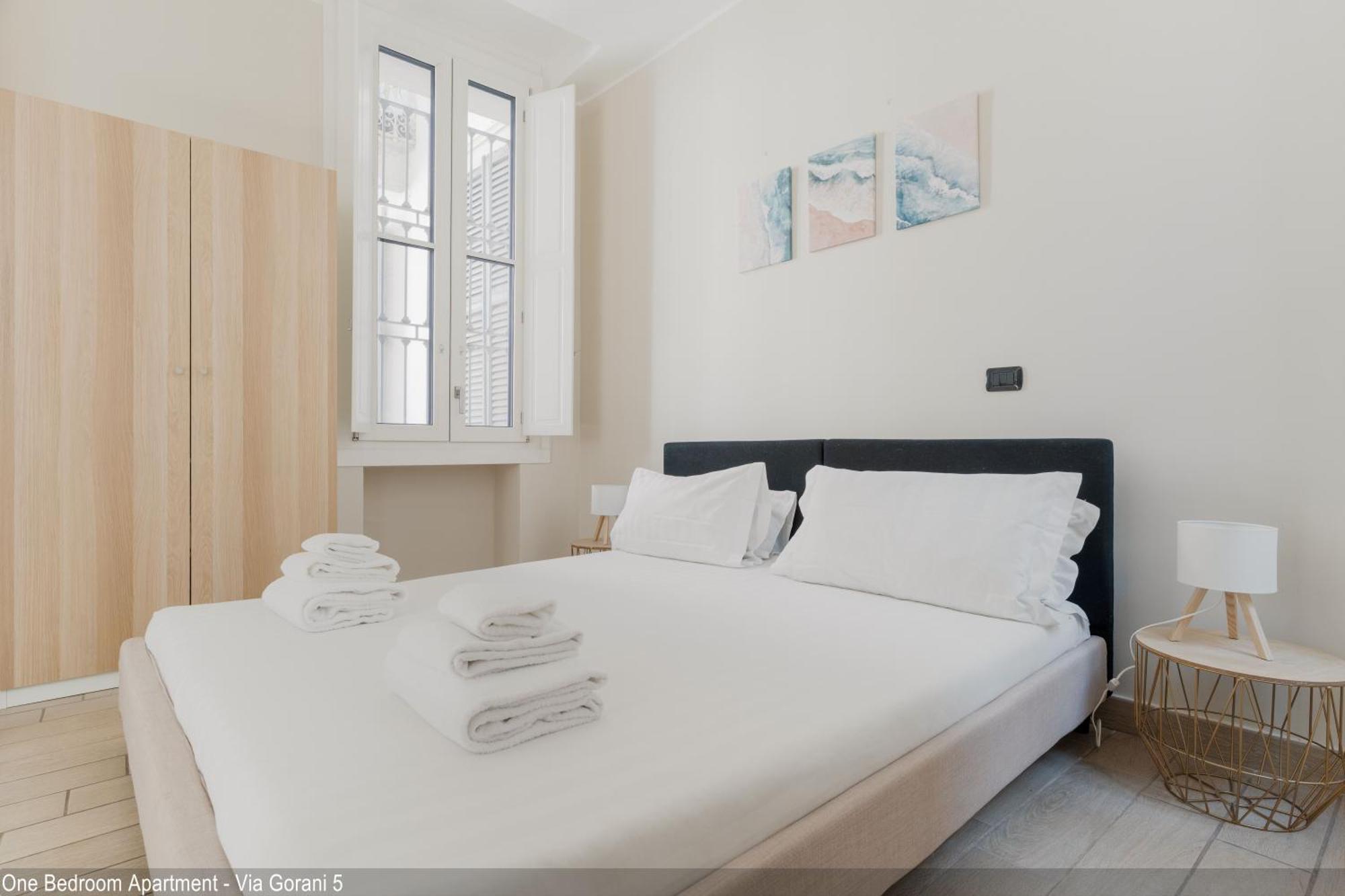 Brera Apartments In City Center, Milan